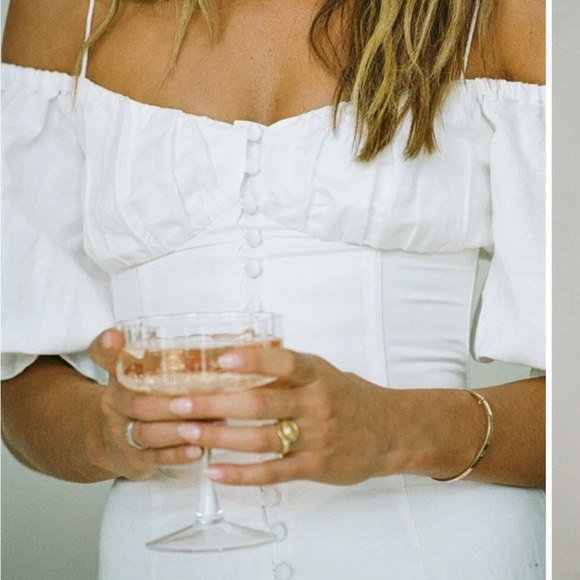 Elegant White Off-Shoulder Dress - Picture 2 of 6